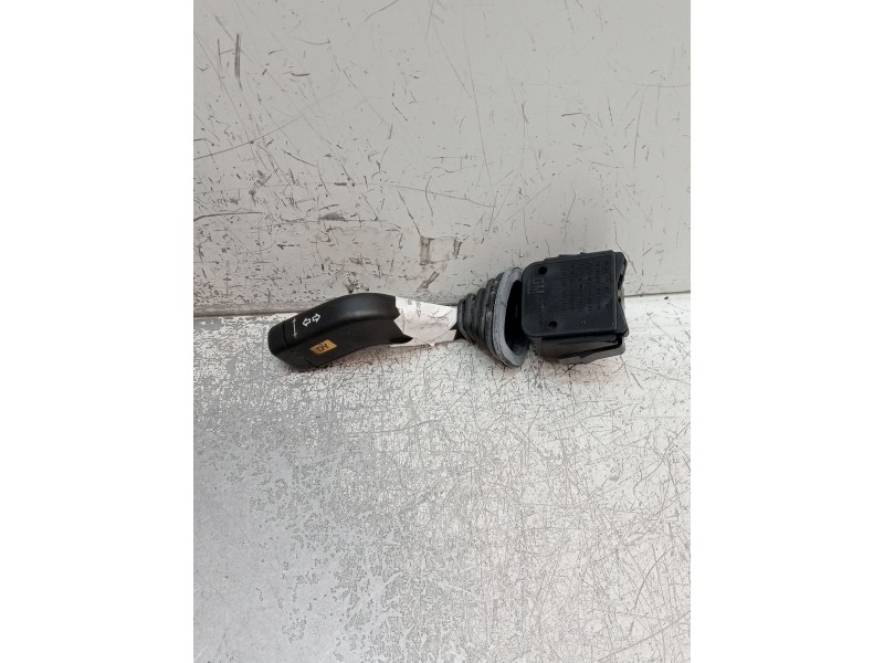 Recambio de mando luces para opel zafira a 2.0 dti referencia OEM IAM 90560990 12203700 90560991