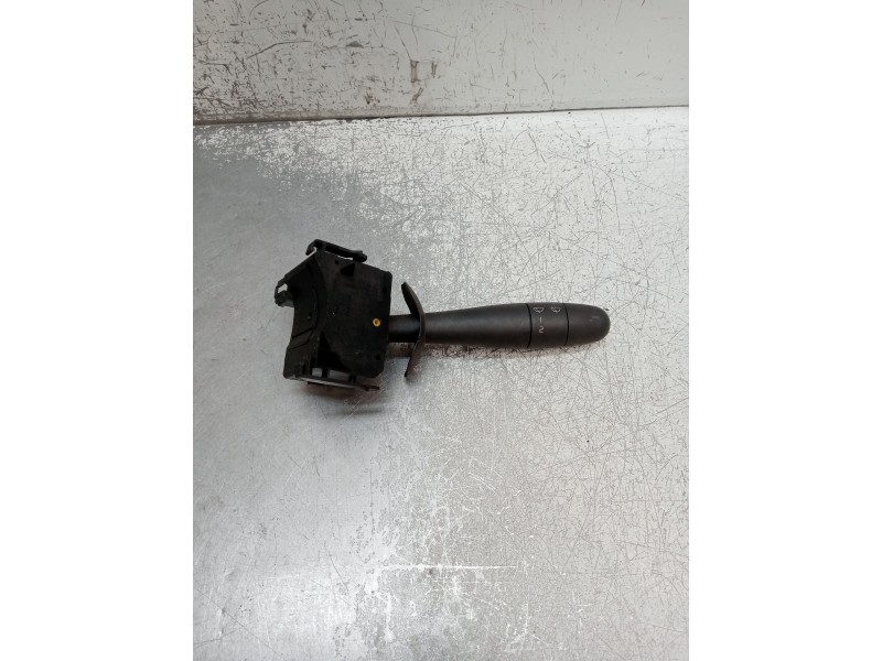 Recambio de mando limpia para opel vivaro 1.9 cdti cat (f9q-760 / l08) referencia OEM IAM 91166324C 7700312984 34472501AK