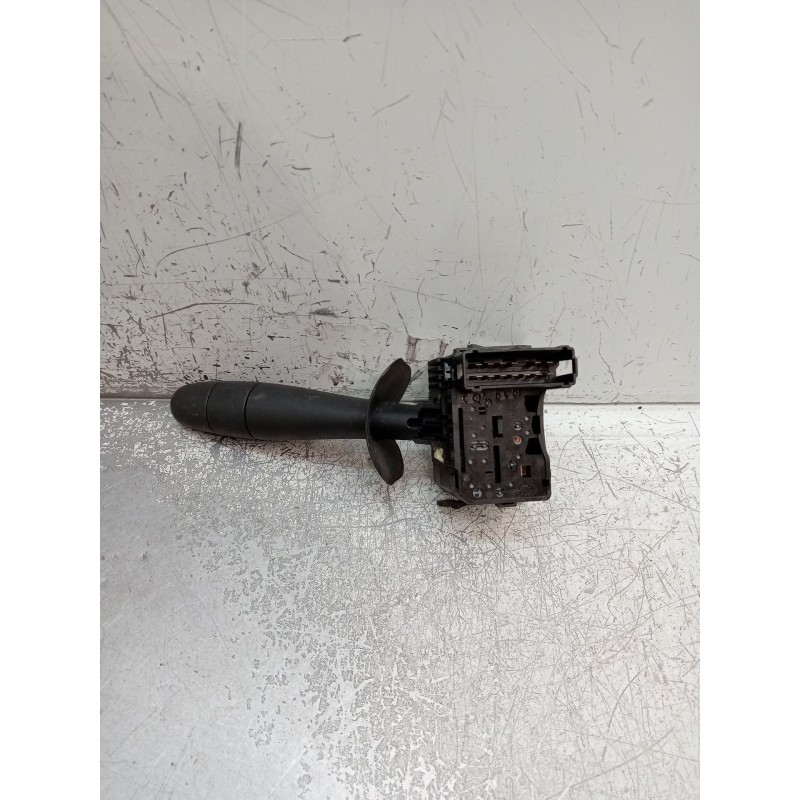 Recambio de mando limpia para opel vivaro 1.9 cdti cat (f9q-760 / l08) referencia OEM IAM 91166324C 7700312984 34472501AK