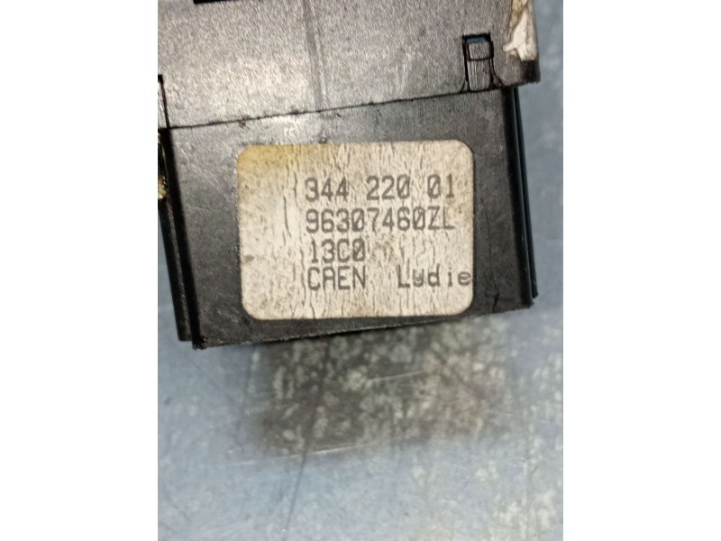 Recambio de mando luces para peugeot 206 berlina referencia OEM IAM 34422001 96307460ZL 