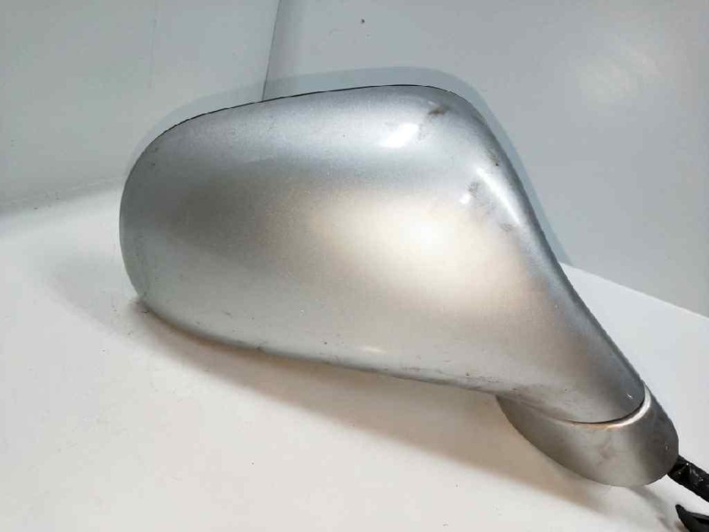 Recambio de retrovisor derecho para mitsubishi carisma berlina 4 (da0) 1.9 turbodiesel referencia OEM IAM   MANUAL