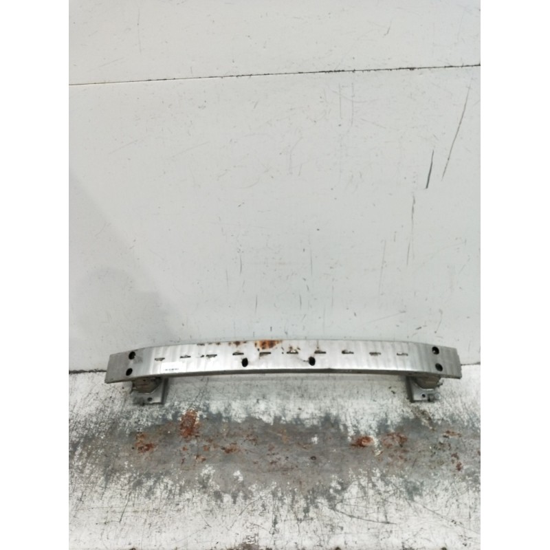 Recambio de refuerzo paragolpes delantero para toyota corolla (_e12_) 1.4 d (nde120_) referencia OEM IAM   