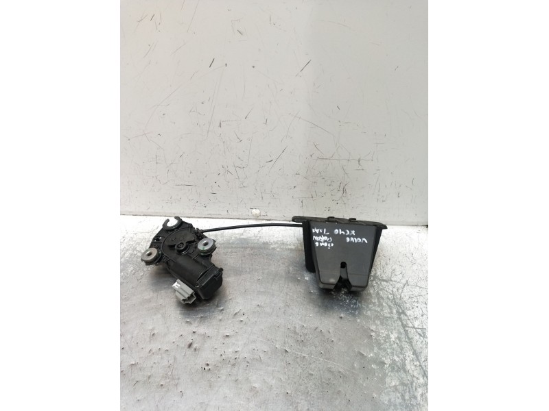 Recambio de motor cierre centralizado porton para volvo xc40 (536) d4 awd referencia OEM IAM  5P 