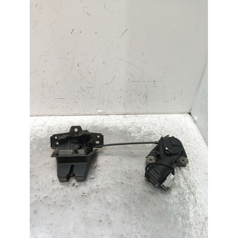 Recambio de motor cierre centralizado porton para volvo xc40 (536) d4 awd referencia OEM IAM  5P 