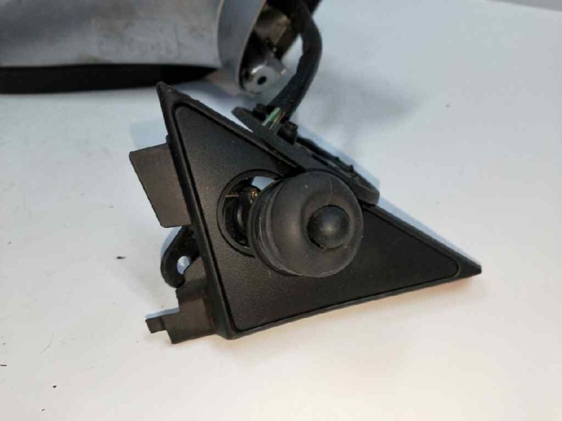 Recambio de retrovisor derecho para mitsubishi carisma berlina 4 (da0) 1.9 turbodiesel referencia OEM IAM   MANUAL