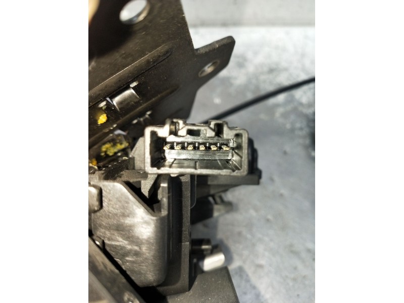 Recambio de motor cierre centralizado porton para volvo xc40 (536) d4 awd referencia OEM IAM  5P 