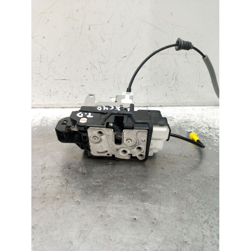 Recambio de motor cierre centralizado trasero derecho para volvo xc40 (536) d4 awd referencia OEM IAM 31462781 5P 