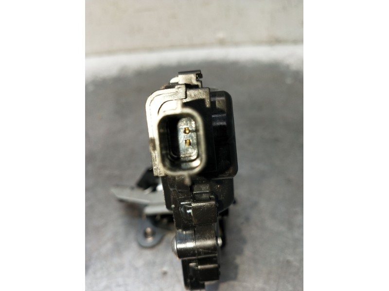 Recambio de motor cierre centralizado trasero derecho para dacia spring ev (b6m1) referencia OEM IAM 825023234R 5P 