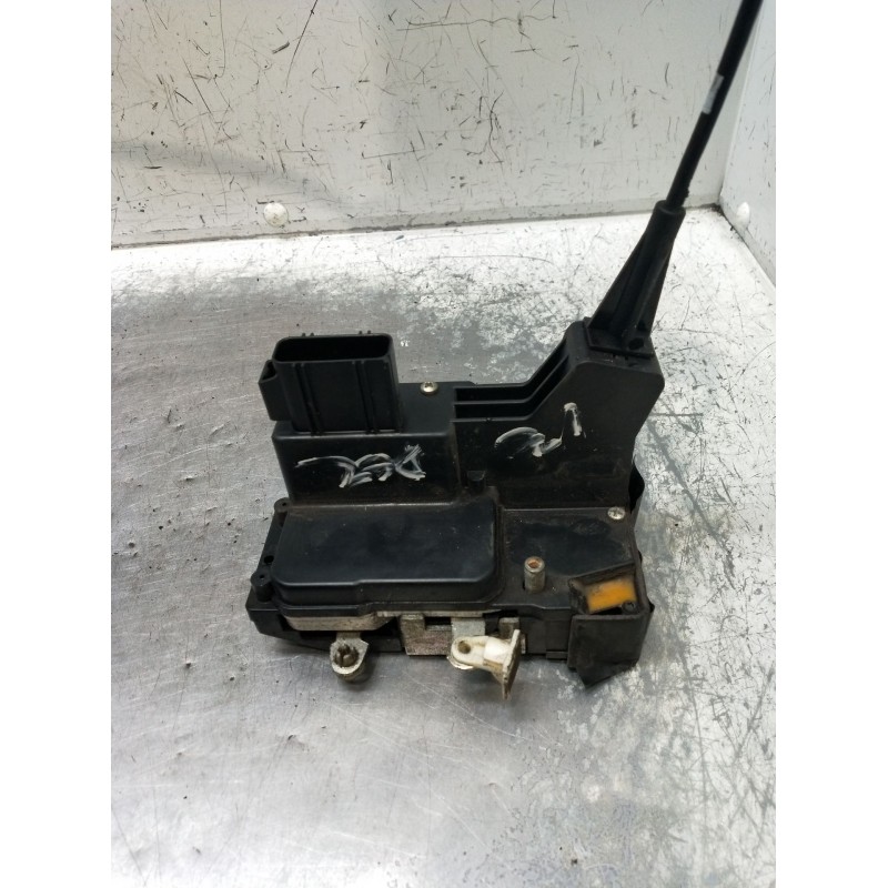 Recambio de motor cierre centralizado delantero izquierdo para ford fiesta v (jh_, jd_) 1.4 16v referencia OEM IAM  2002 3P