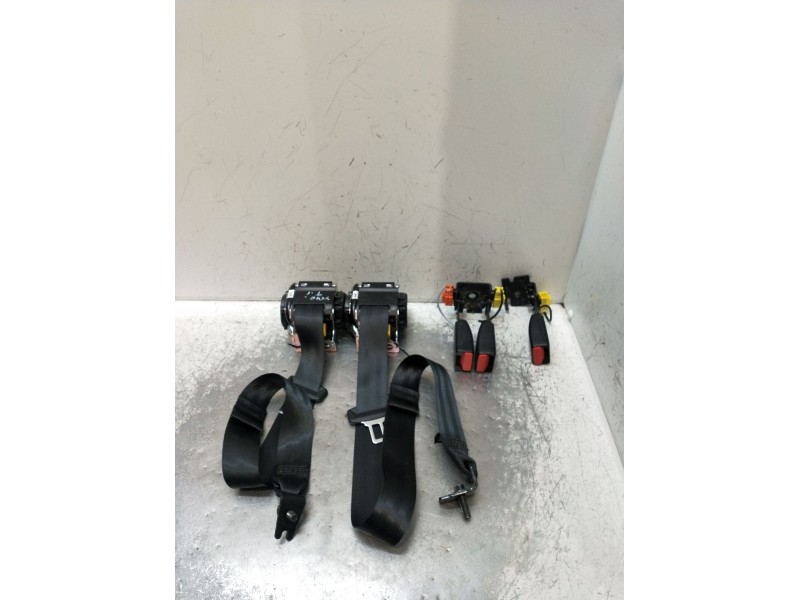 Recambio de juego cinturones trasero para volvo xc40 (536) d4 awd referencia OEM IAM  5P 