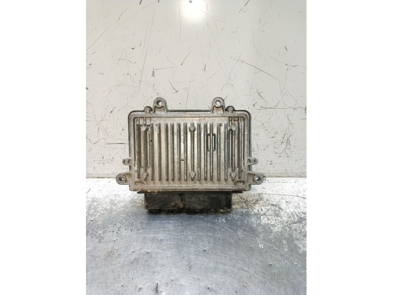 Recambio de centralita motor uce para mercedes-benz clase a (w169) a 180 cdi (169.007, 169.307) referencia OEM IAM 0281013965 A6