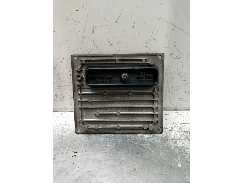 Recambio de centralita motor uce para ford fiesta v (jh_, jd_) 1.4 16v referencia OEM IAM 4S6112A650EA S118107012 232497890 2002