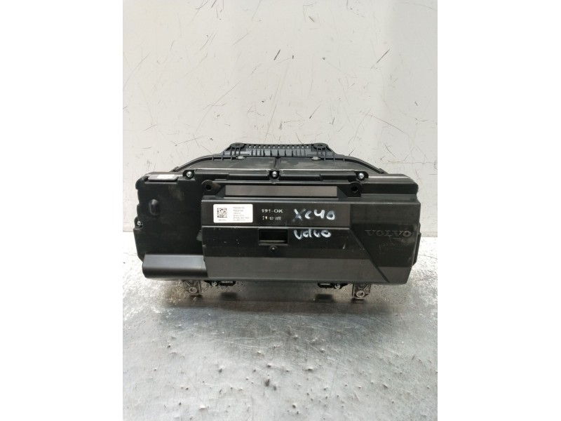 Recambio de cuadro instrumentos para volvo xc40 (536) d4 awd referencia OEM IAM P32254105 T0026154 DIGITAL