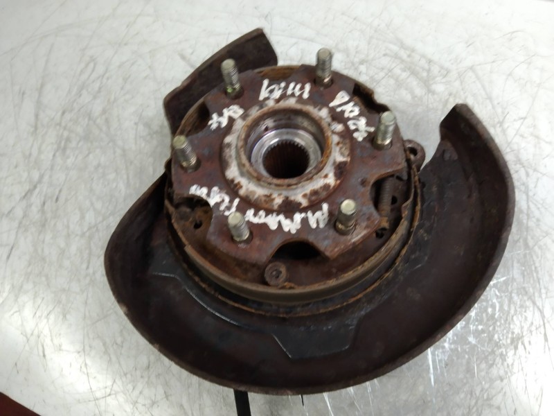 Recambio de mangueta delantera derecha para mitsubishi montero (v60/v70) 3.2 di-d cat referencia OEM IAM   