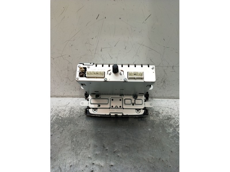 Recambio de sistema audio / radio cd para dacia spring ev (b6m1) referencia OEM IAM 281077 281151798R R013X87X98