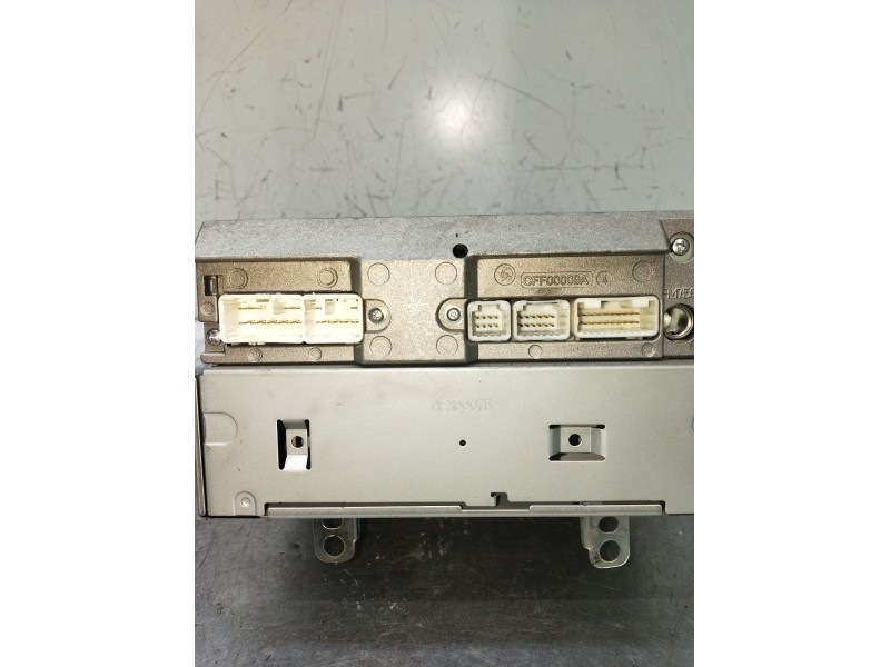 Recambio de sistema audio / radio cd para toyota corolla (_e12_) 1.4 d (nde120_) referencia OEM IAM 8612002380 CQTS7471LC 
