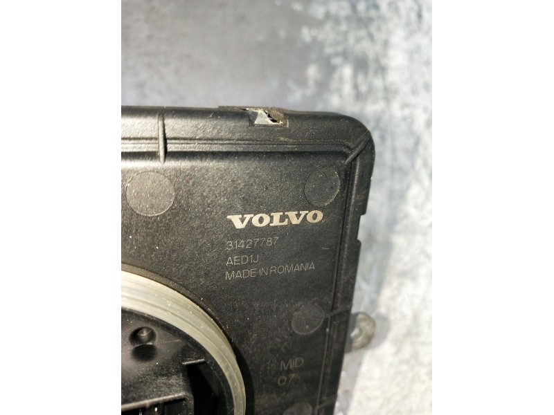 Recambio de centralita faros xenon para volvo xc40 (536) d4 awd referencia OEM IAM 31427787  