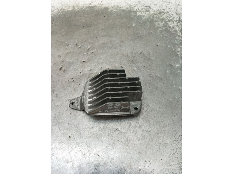 Recambio de centralita faros xenon para volvo xc40 (536) d4 awd referencia OEM IAM 90122311 180305 