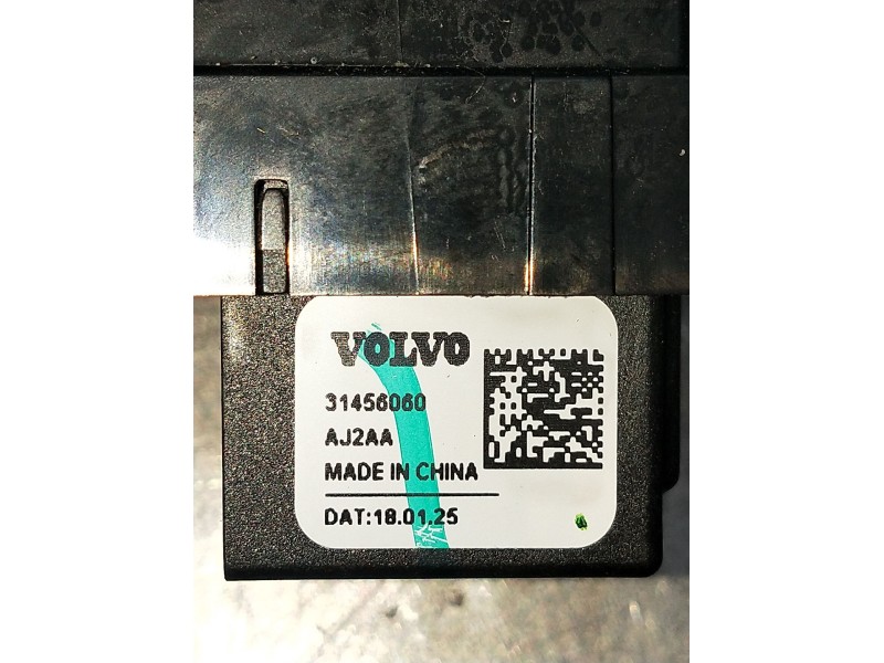 Recambio de mando elevalunas trasero derecho para volvo xc40 (536) d4 awd referencia OEM IAM 31456060 5P 