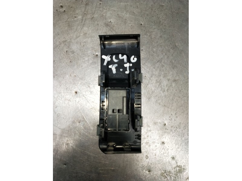 Recambio de mando elevalunas trasero izquierdo para volvo xc40 (536) d4 awd referencia OEM IAM 31456060 5P 