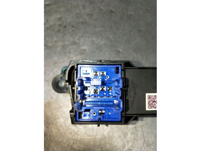 Recambio de mando multifuncion para dacia spring ev (b6m1) referencia OEM IAM 8AQ3252907063P 26082100392 