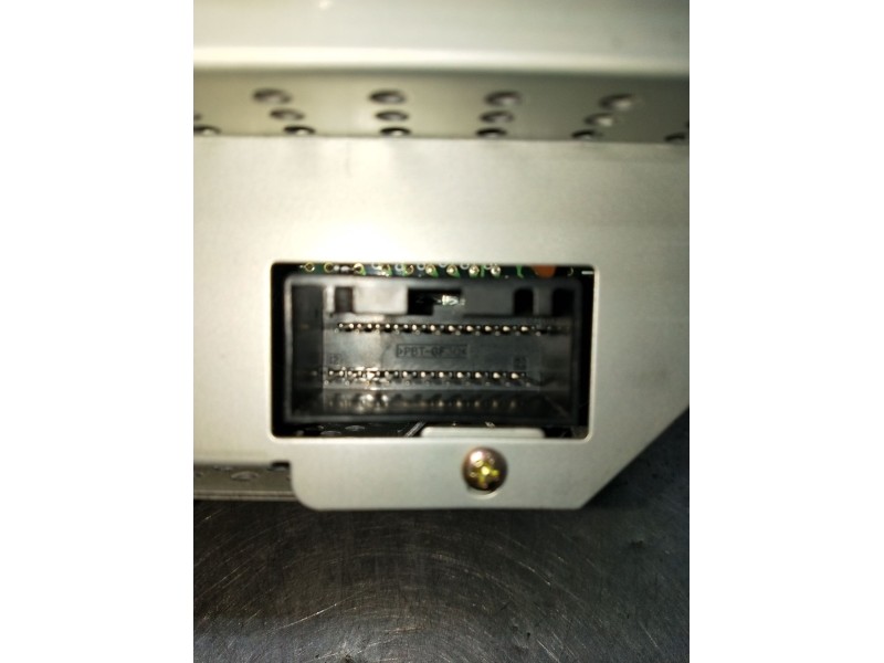 Recambio de pantalla multifuncion para jaguar s-type 3.0 v6 executive referencia OEM IAM 2R8310E889AG 4622005185 