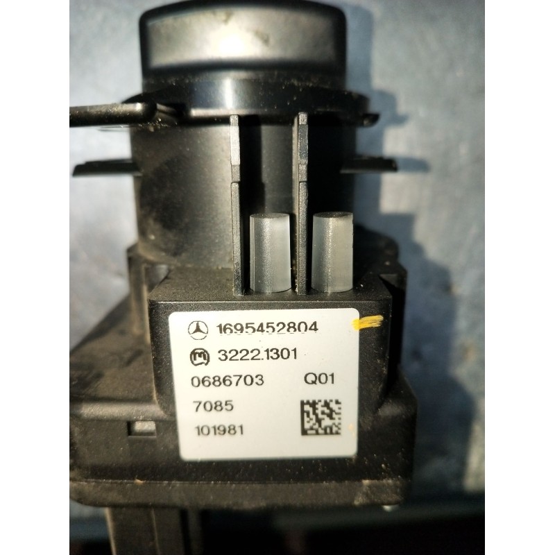 Recambio de mando luces para mercedes-benz clase a (w169) a 180 cdi (169.007, 169.307) referencia OEM IAM 1695452804 0686703 322