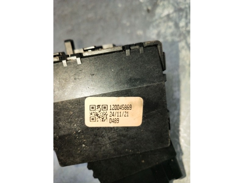 Recambio de mando limpia para dacia spring ev (b6m1) referencia OEM IAM 120045869  