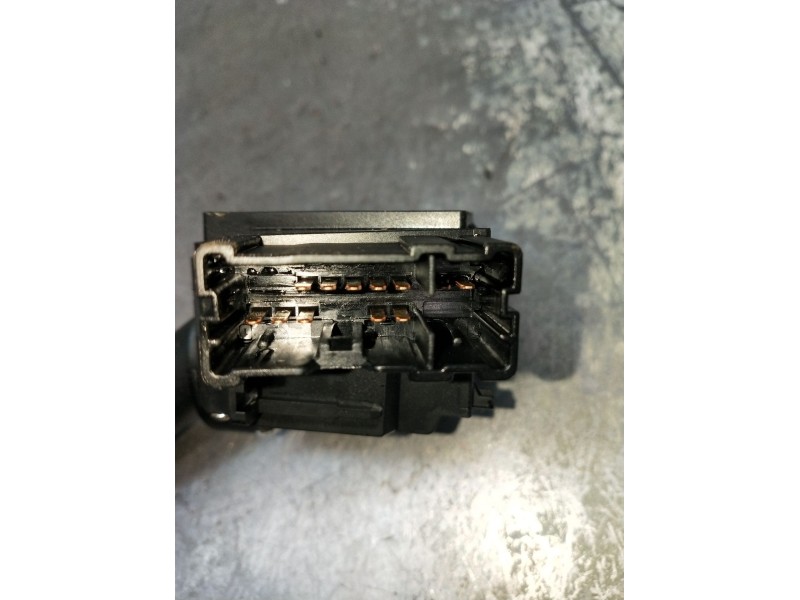 Recambio de mando limpia para dacia spring ev (b6m1) referencia OEM IAM 120045869  
