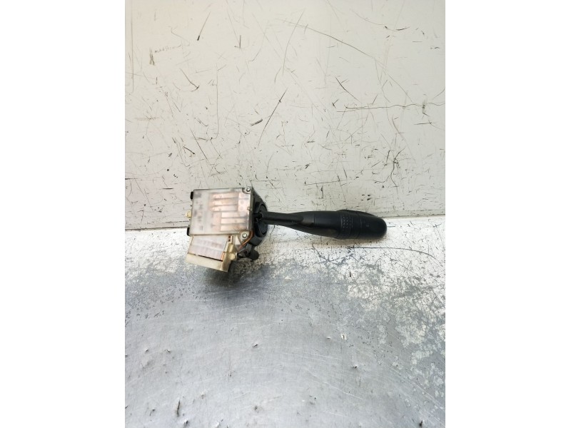 Recambio de mando luces para toyota corolla (_e12_) 1.4 d (nde120_) referencia OEM IAM   