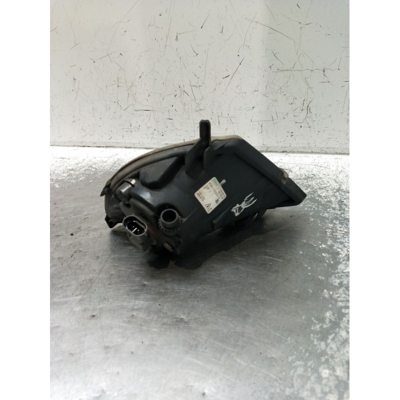 Recambio de faro antiniebla derecho para ford fiesta v (jh_, jd_) 1.4 16v referencia OEM IAM 2S6115K201A 2002 3P