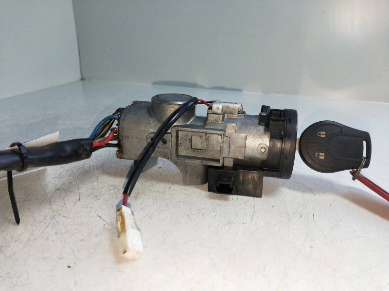 Recambio de conmutador de arranque para nissan np300 pick-up (lcd22) 2.5 16v turbodiesel cat referencia OEM IAM   