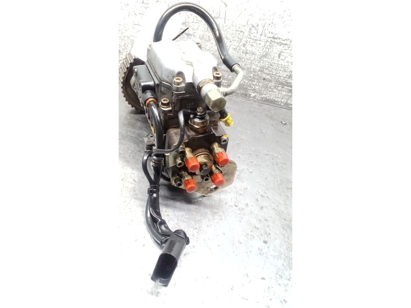 Recambio de bomba inyeccion para volkswagen golf iv (1j1) 1.9 tdi referencia OEM IAM 0460404977 038130107D 