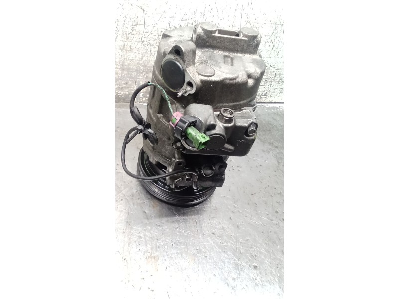 Recambio de compresor aire acondicionado para volkswagen passat b5.5 (3b3) 1.9 tdi referencia OEM IAM 8D0260808 GE4472208181 