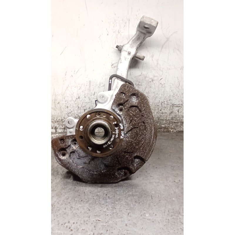 Recambio de mangueta delantera derecha para mercedes-benz clase c (w205) c 400 4-matic (205.066) referencia OEM IAM   14