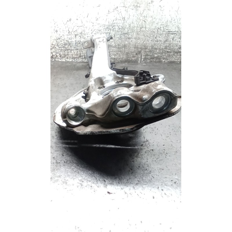 Recambio de mangueta delantera derecha para mercedes-benz clase c (w205) c 400 4-matic (205.066) referencia OEM IAM   14