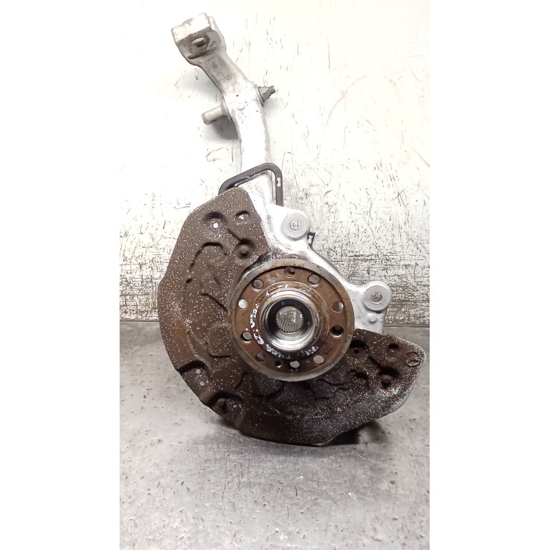 Recambio de mangueta delantera izquierda para mercedes-benz clase c (w205) c 400 4-matic (205.066) referencia OEM IAM   14