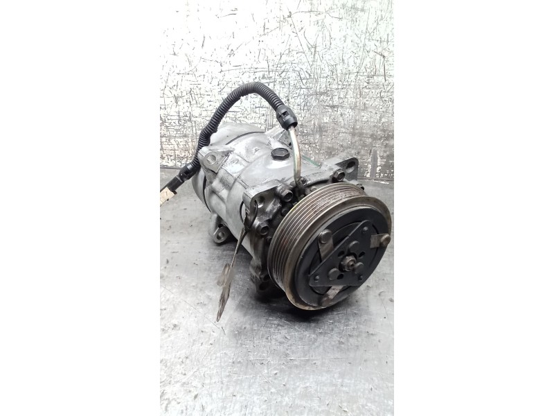 Recambio de compresor aire acondicionado para citroën xsara berlina 1.9 diesel referencia OEM IAM SD7V16  