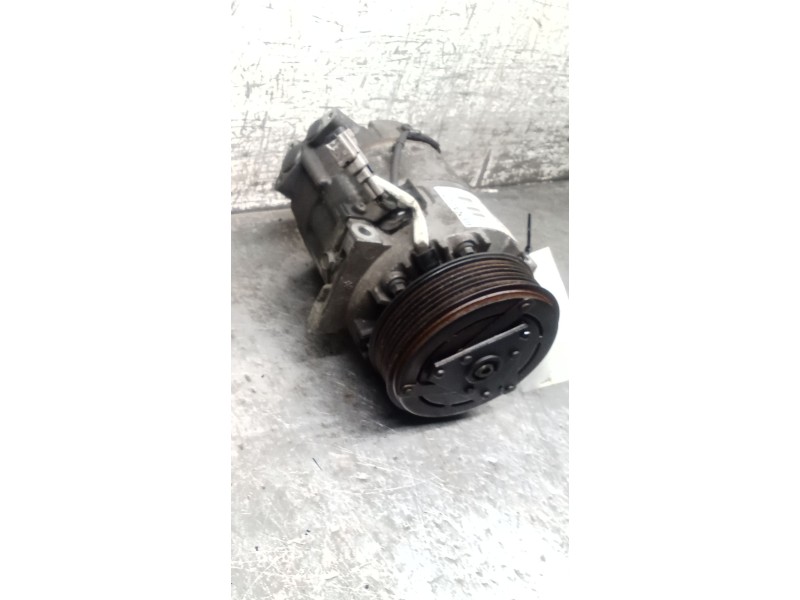 Recambio de compresor aire acondicionado para renault laguna iii authentique referencia OEM IAM 8200890987  