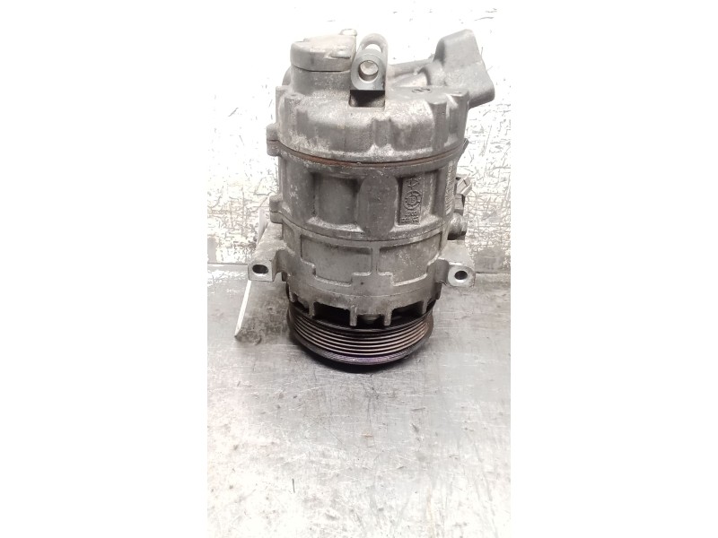 Recambio de compresor aire acondicionado para renault laguna iii authentique referencia OEM IAM 8200890987  