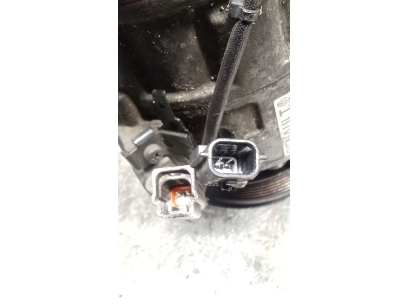 Recambio de compresor aire acondicionado para renault laguna iii authentique referencia OEM IAM 8200890987  