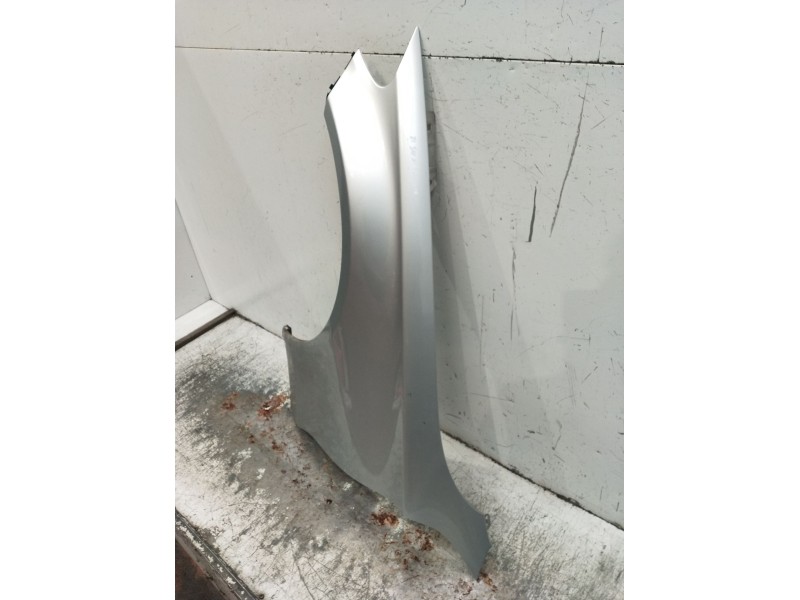 Recambio de aleta delantera izquierda para mercedes-benz clase c (w205) c 400 4-matic (205.066) referencia OEM IAM   