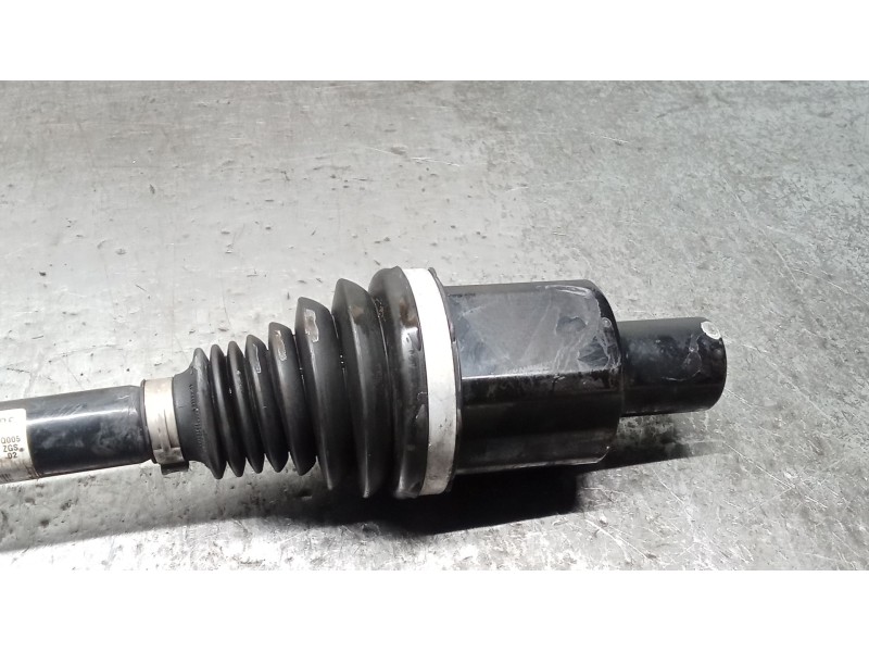 Recambio de transmision delantera izquierda para mercedes-benz clase c (w205) c 400 4-matic (205.066) referencia OEM IAM A205330