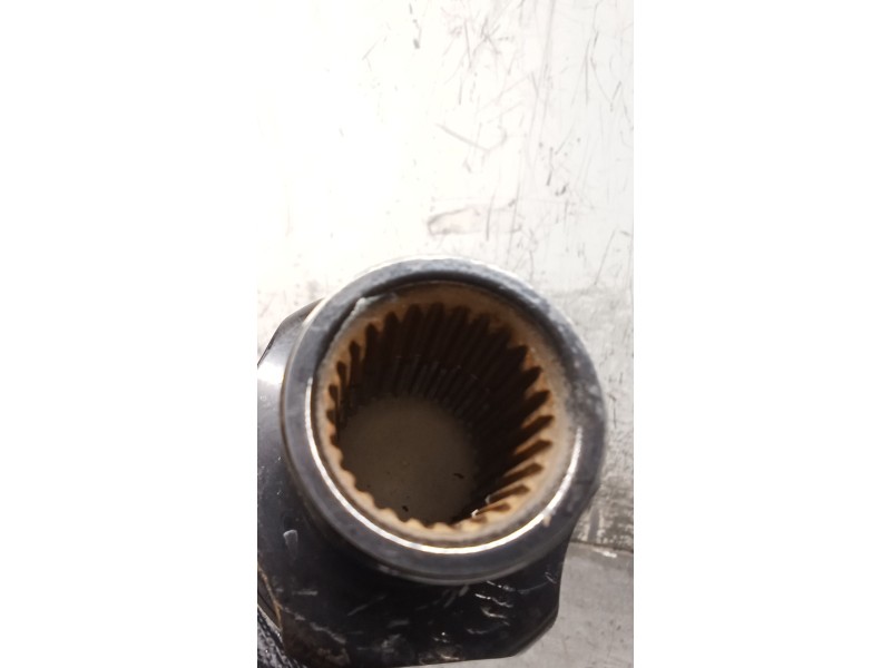 Recambio de transmision delantera izquierda para mercedes-benz clase c (w205) c 400 4-matic (205.066) referencia OEM IAM A205330