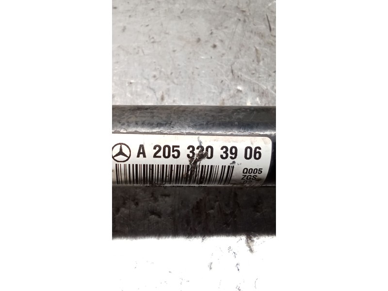 Recambio de transmision delantera izquierda para mercedes-benz clase c (w205) c 400 4-matic (205.066) referencia OEM IAM A205330
