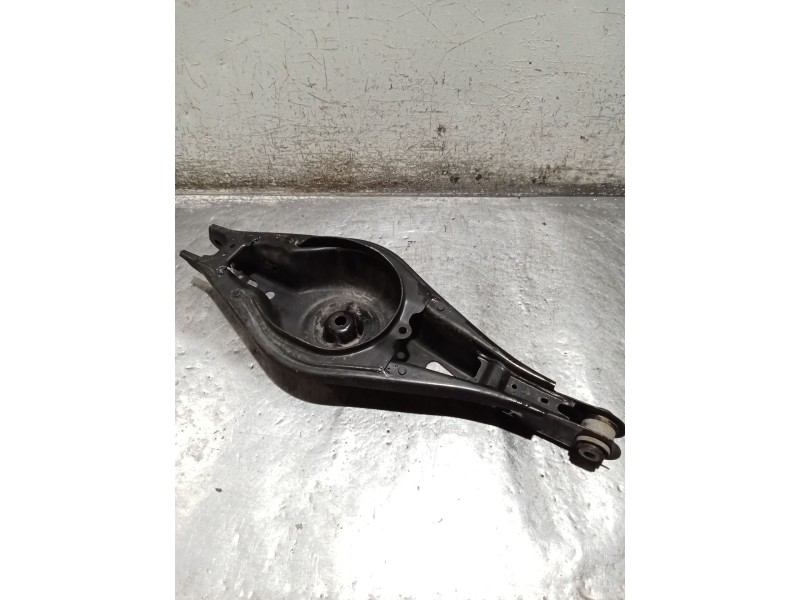 Recambio de brazo suspension inferior trasero izquierdo para volvo xc40 (536) d4 awd referencia OEM IAM 32221199 8888776015 1812