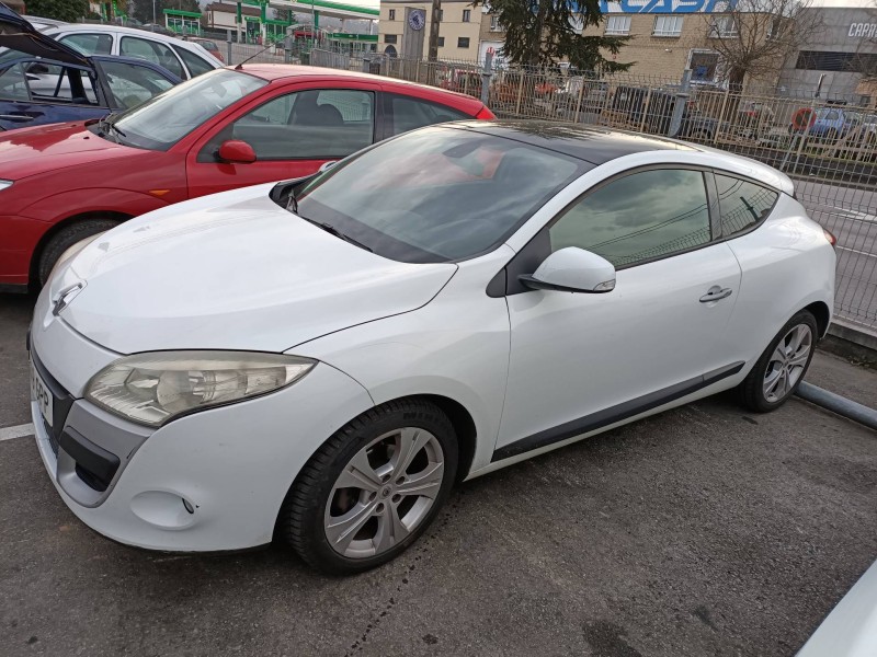 renault megane iii coupe del año 2009