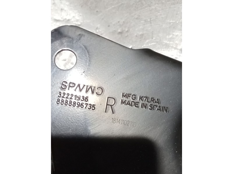 Recambio de tirante trasero derecho para volvo xc40 (536) d4 awd referencia OEM IAM 32221936 8888896735 