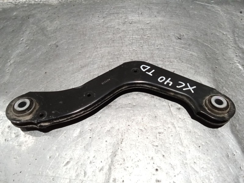 Recambio de brazo suspension superior trasero derecho para volvo xc40 (536) d4 awd referencia OEM IAM 8888773236 3221134 