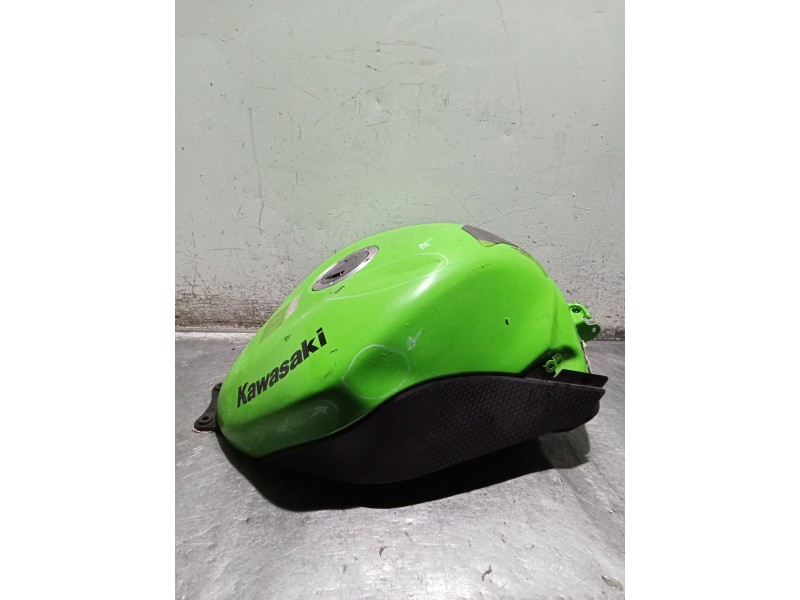 Recambio de deposito combustible para kawasaki ninja zx-6 r/rr ninja zx-6r  (2007--) referencia OEM IAM   VER FOTOS